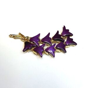 Purple flower pin